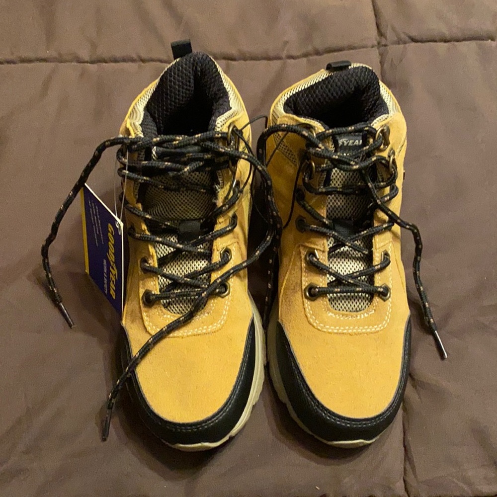 Goodyear boots